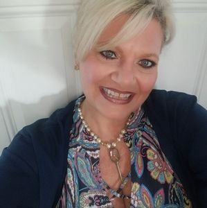 Meet your Posher, Sally